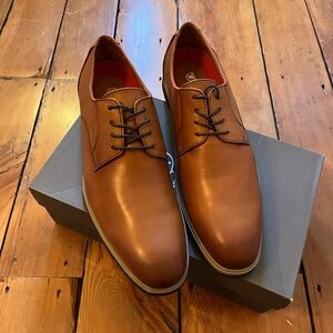 Stacy Adams Tayson Brown Leather Dress Shoe. Size 11. Never Worn. New In Box.